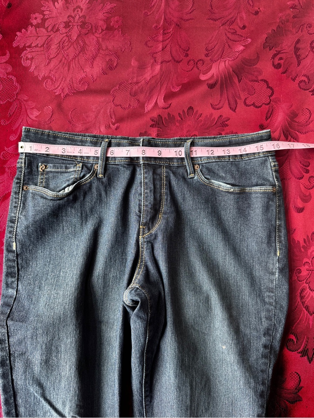 Levi’s Women's Dark Blue Stretch Denim Jeans - Picture 5 of 7